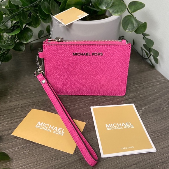 MICHAEL Michael Kors Handbags - NWT Michael Michael Kors Jet Set Pink Small Coin Purse